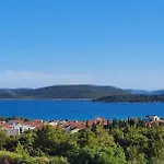 Macaklin * Водице