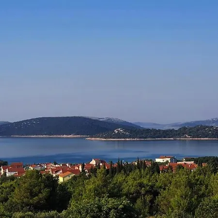 Apartment Macaklin *