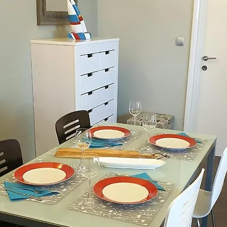 Macaklin Apartment
