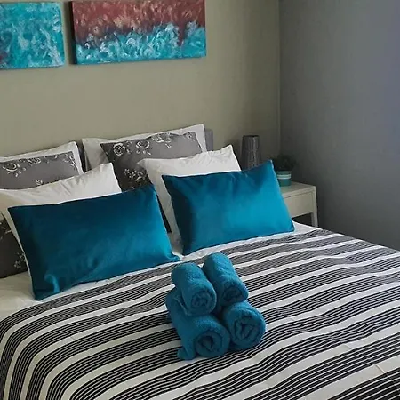 Macaklin Apartment